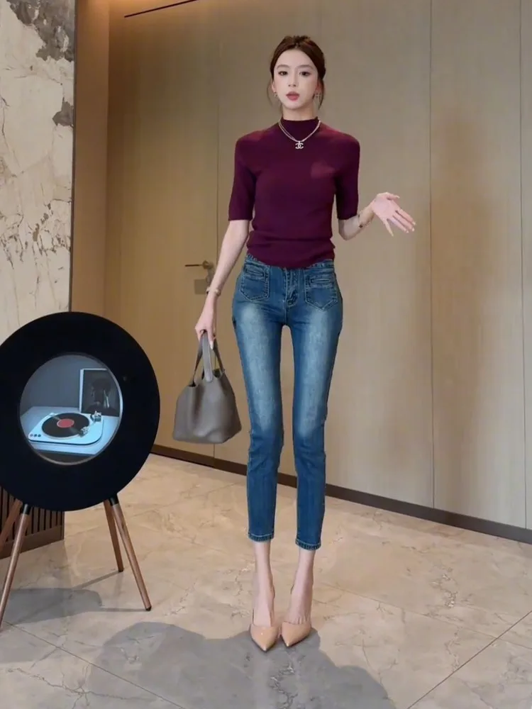 

Slim Fit High Waist Cotton Stretch Denim Jeans Women's Butt Enhancing Capri Pants with Waterdrop aped Pads Korean Sle