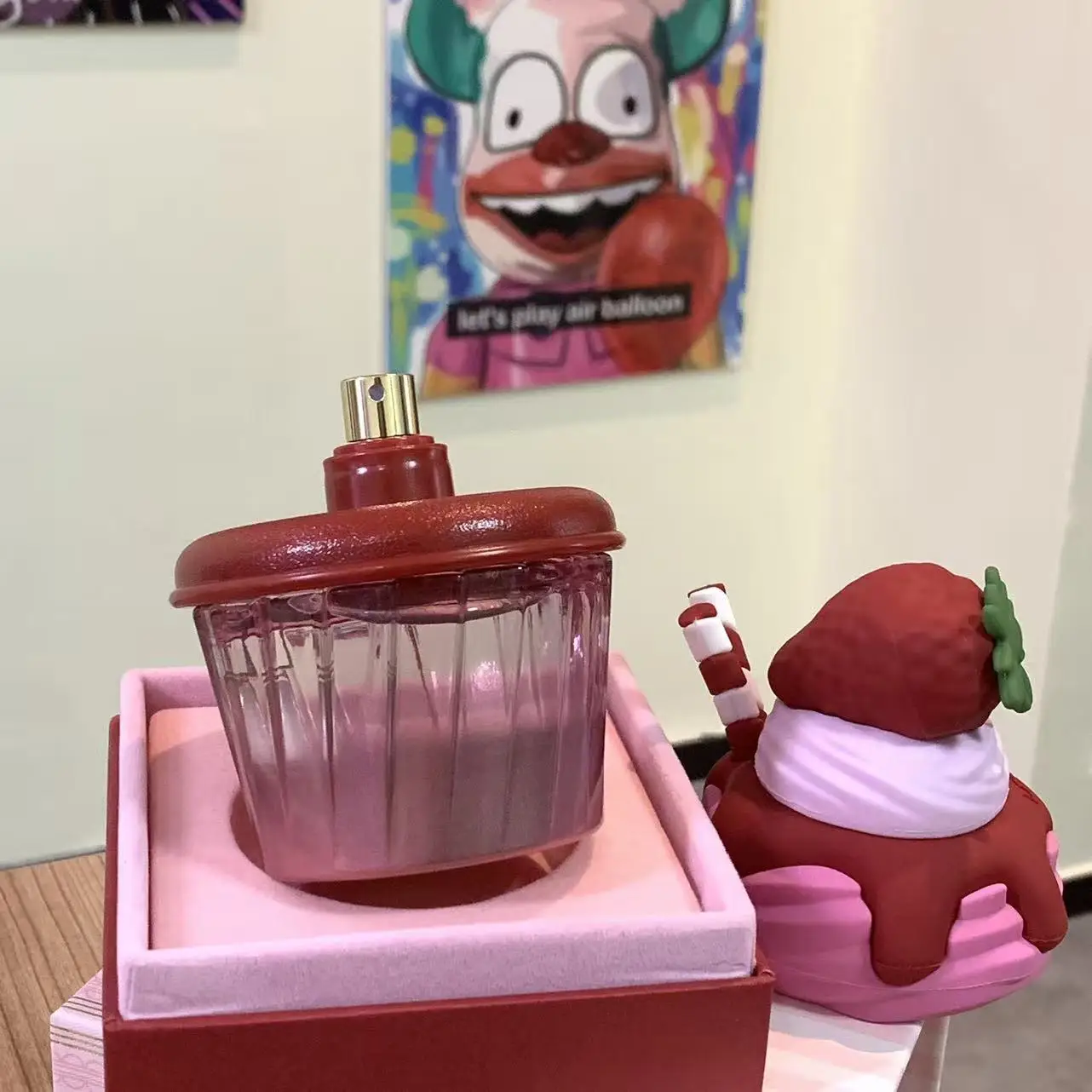 

Парфюм Berry On Top для женщин, 75 мл/2 унции. Это идеальный вариант подарка (на Рождество, на день рождения).