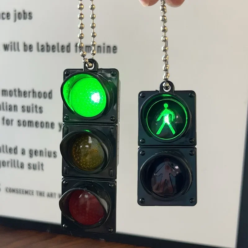 1/2Pcs Mini Traffic Light Keychain Adults Kids Creative Light-Emitting Toy Pendants Pedestrian Light Fashion Bag Pendant Gifts