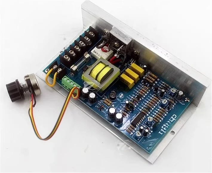 

Двигатель постоянного тока, 1 л.с., регулятор двигателя, 220 В, выход 180 В, диапазон скорости, печатная плата 0-1800 об/мин