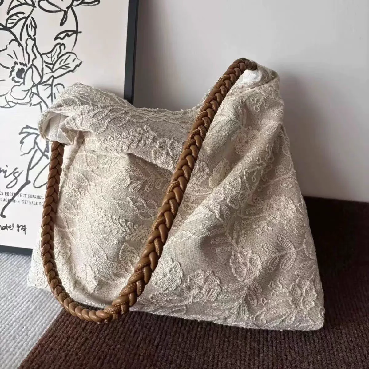 New 2025 Embroidered Linen Single Shoulder Tote Bag Artistic Simplicity Spring Summer Versatile Handbag Canvas Shopping Bag