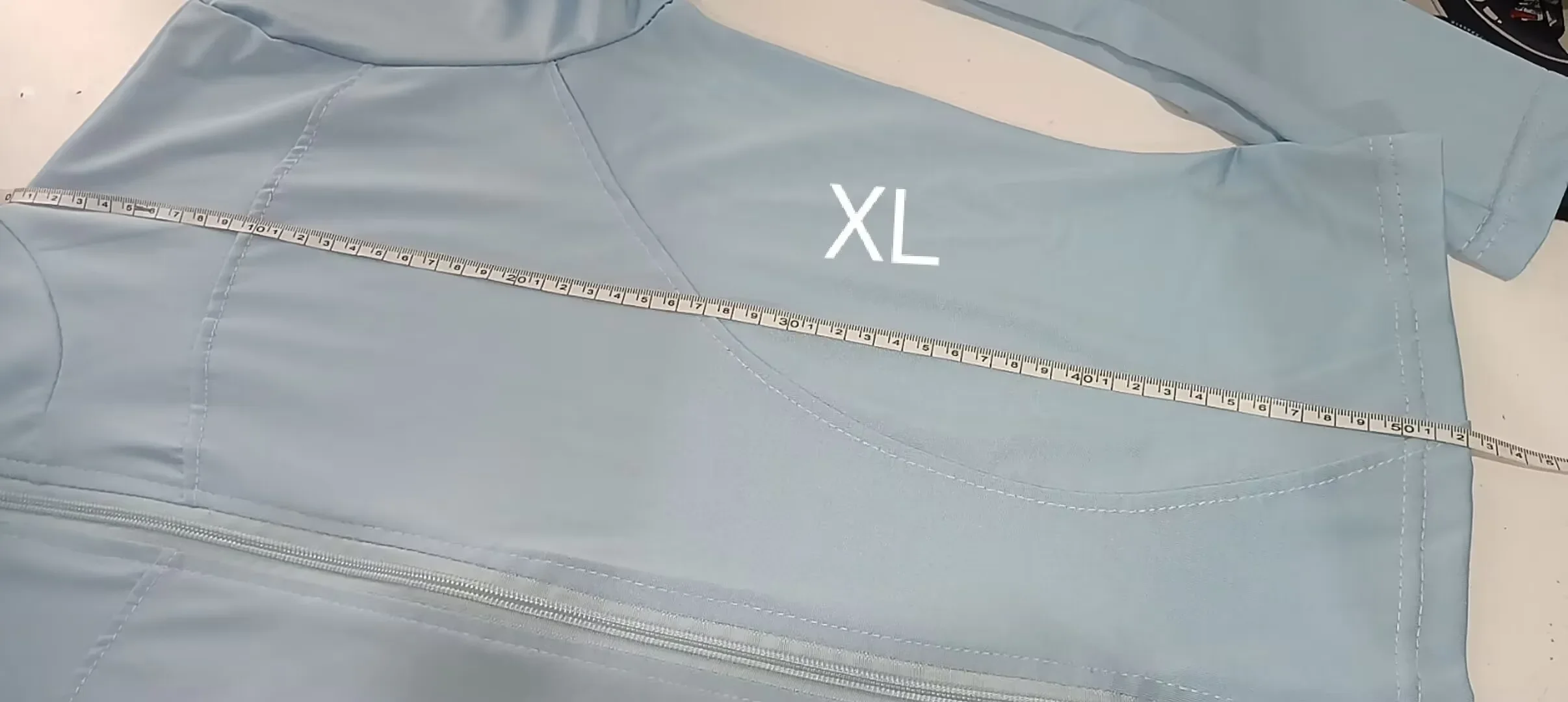Damen-Fitnessjacke, schmal geschnitten, langärmeliges Yoga-Oberteil, Reißverschluss, Sportjacke, dehnbar, schnelltrocknend, Lauf- und Workout-Oberbekleidung – Detail 11