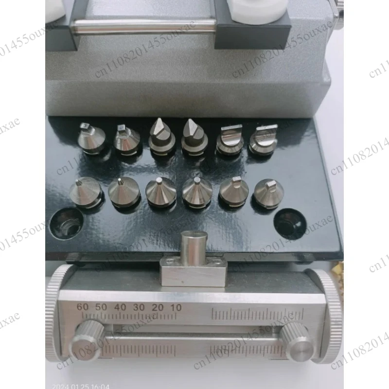5700 Desktop Watch Back Opener With Handwheel Rotating Structure For Watch Rear Cover Removal