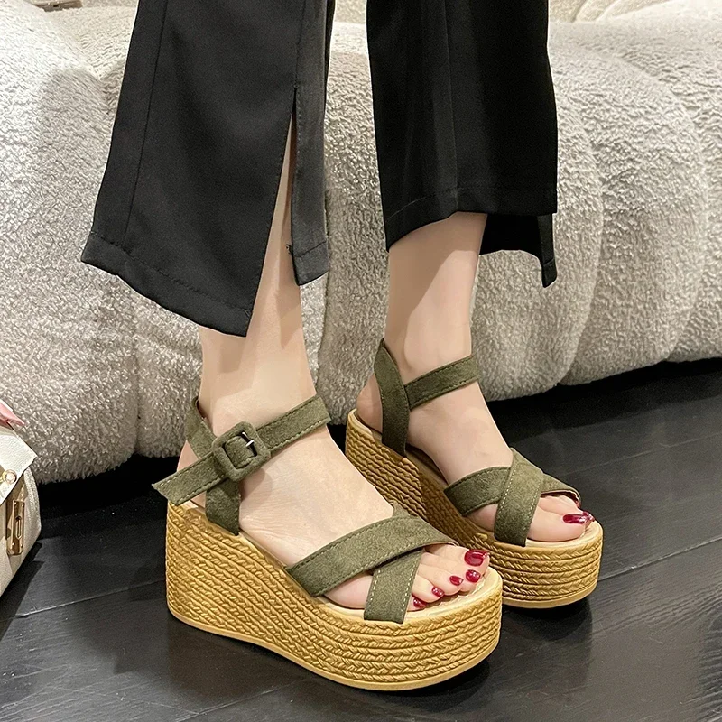 

New Fashion Women Wedge Heel Summer Platform Thick Bottom Buckle Casual Comfortable Walking Shoes Sandals for Women