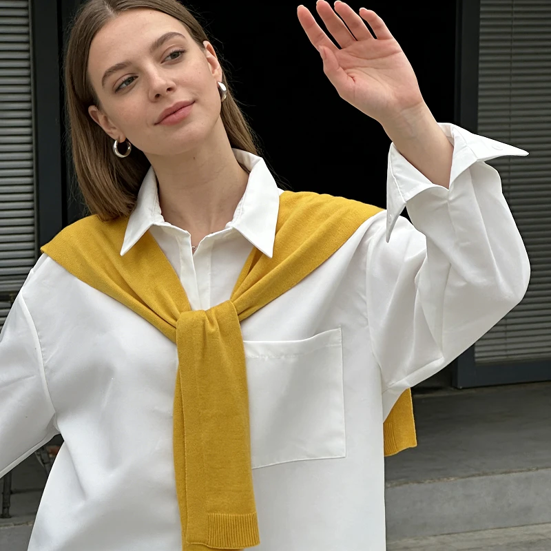 

E-BAIHUI Women's White Pocket Shirt Loose Flip Collar Shirt Paired with Yellow Shawl Fashionable Casual Famale Long Sleeved Top
