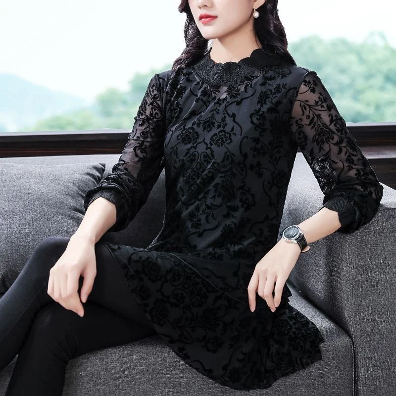 Women Autumn Winter Lace Blouses Shirts Lady Casual Long Sleeve O-Neck Lace Patchwork Blusas Tops MM1489