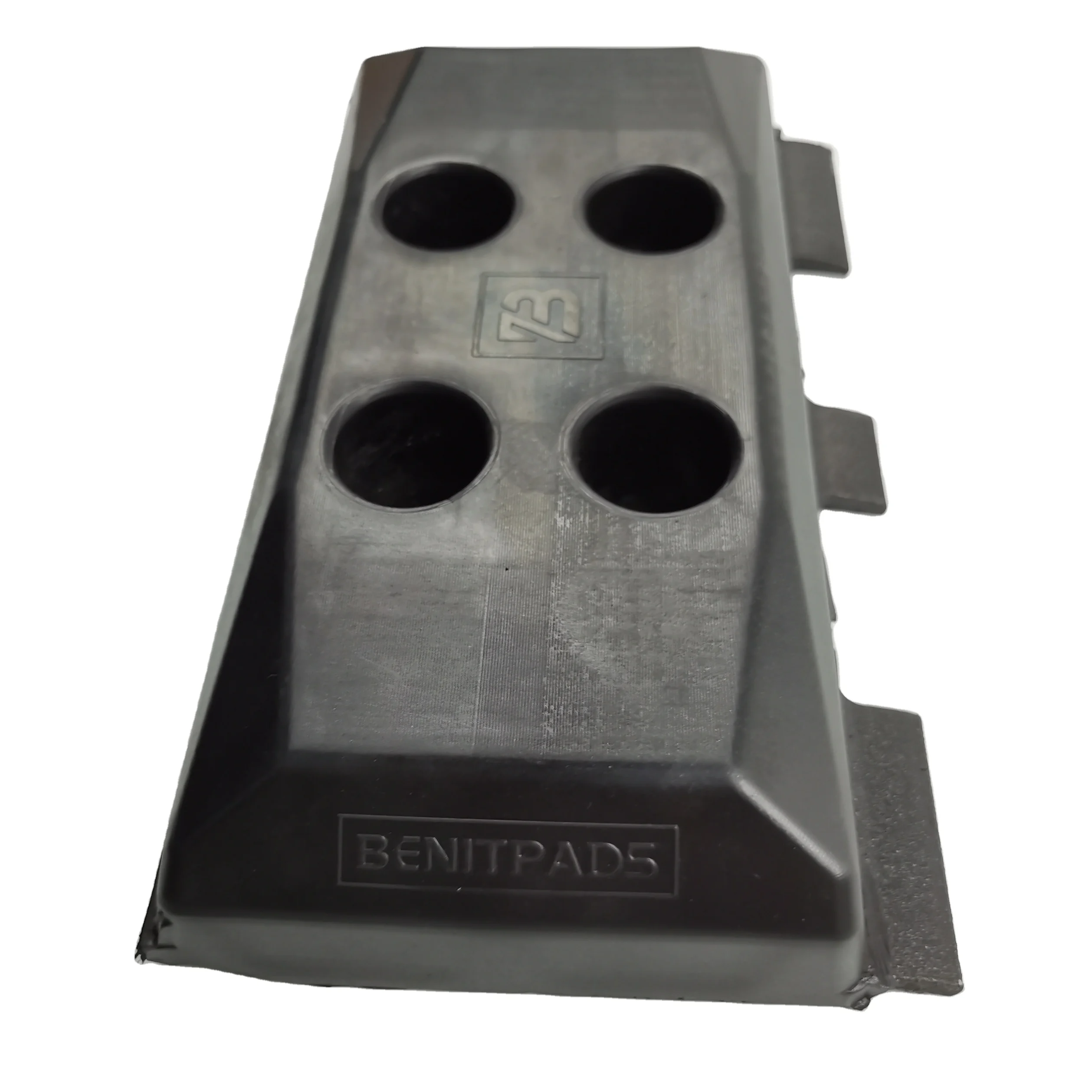 

Asphalt Paver Spare Parts Replacement Rubber Track Shoe Pad for Abg 7820/S2100/1800