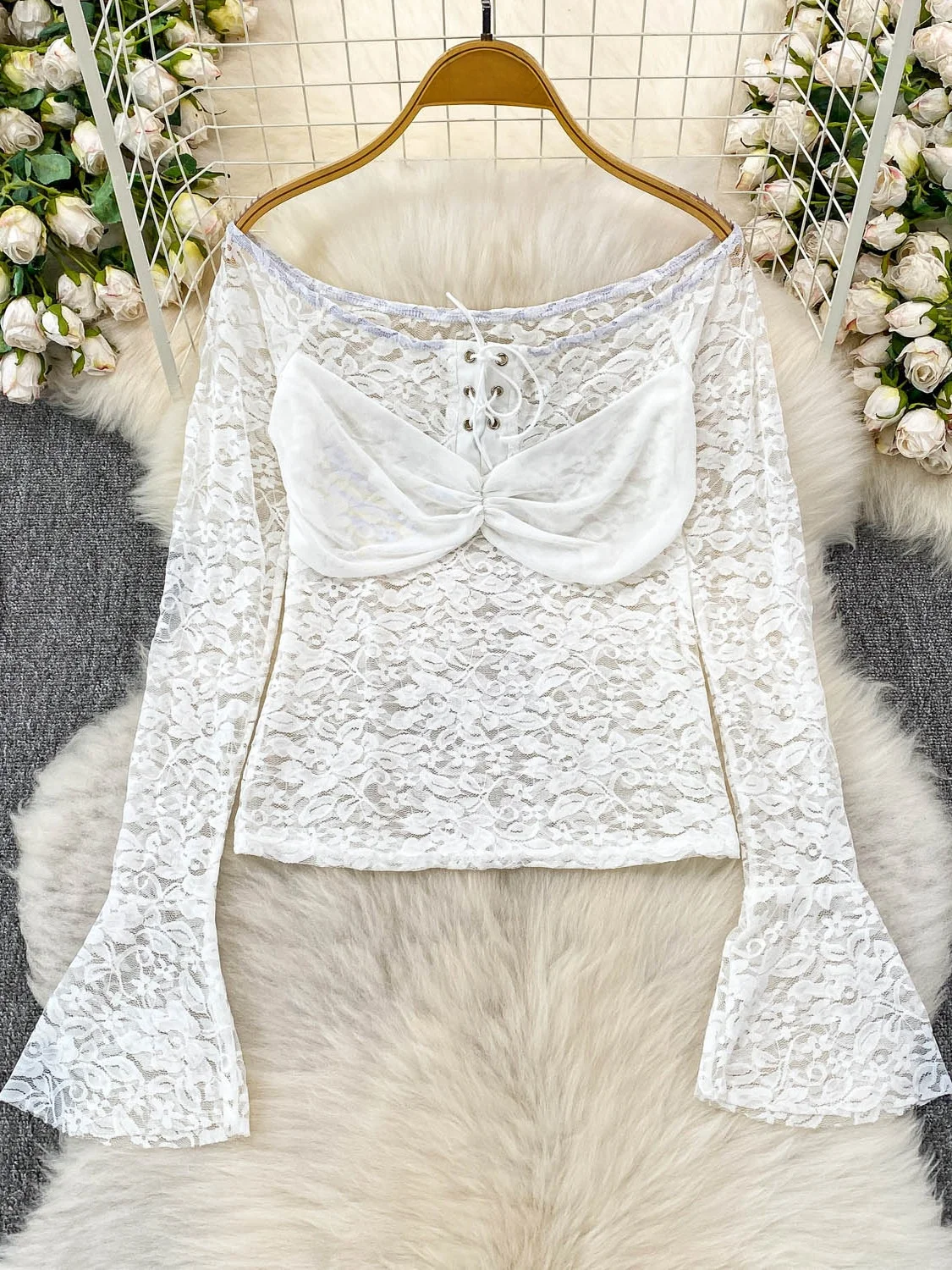 

Сексуальная футболка Pure Desire с кружевом на одно плечо Bell Sve, топ, тяжелые брюки Embellied ort, комплект из двух предметов, модная повседневная одежда