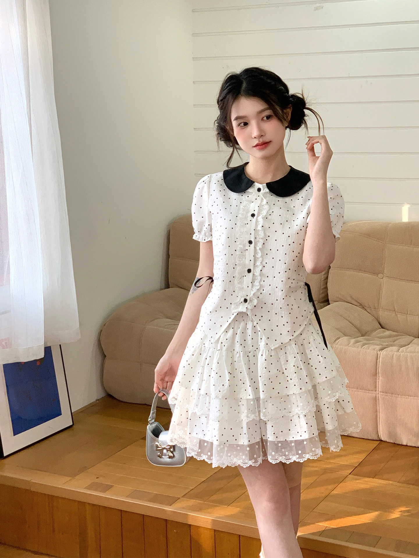 

Tokyo Annual Record JK Girl Style Polka Dot Doll Collar Shirt And Short Skirt Set Women's Fashion Summer Outfit Breathable Co...