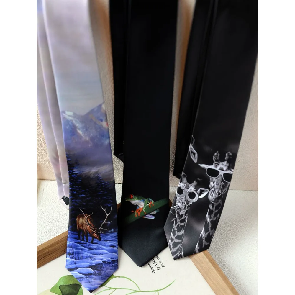 Gravata estampada casual diversão high-end estilo Wasteland juventude versátil uniforme camisa para mulheres e homens na moda literária legal