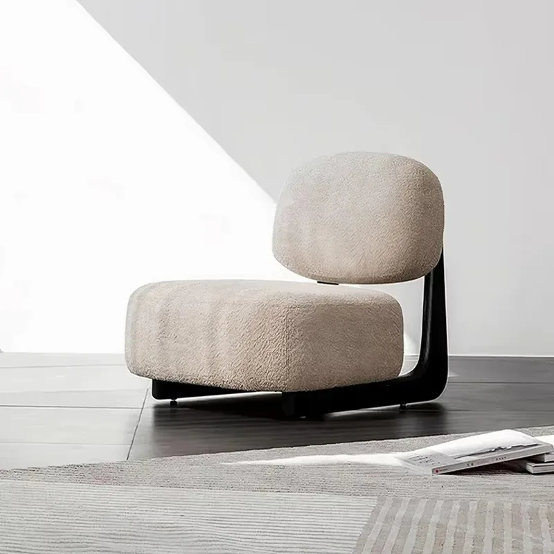 

Minimalist Hotel Furniture Relaxing Single Arm Chair Solid Wood Sherpa Single Sofa Bedroom Chair Living Room Chair