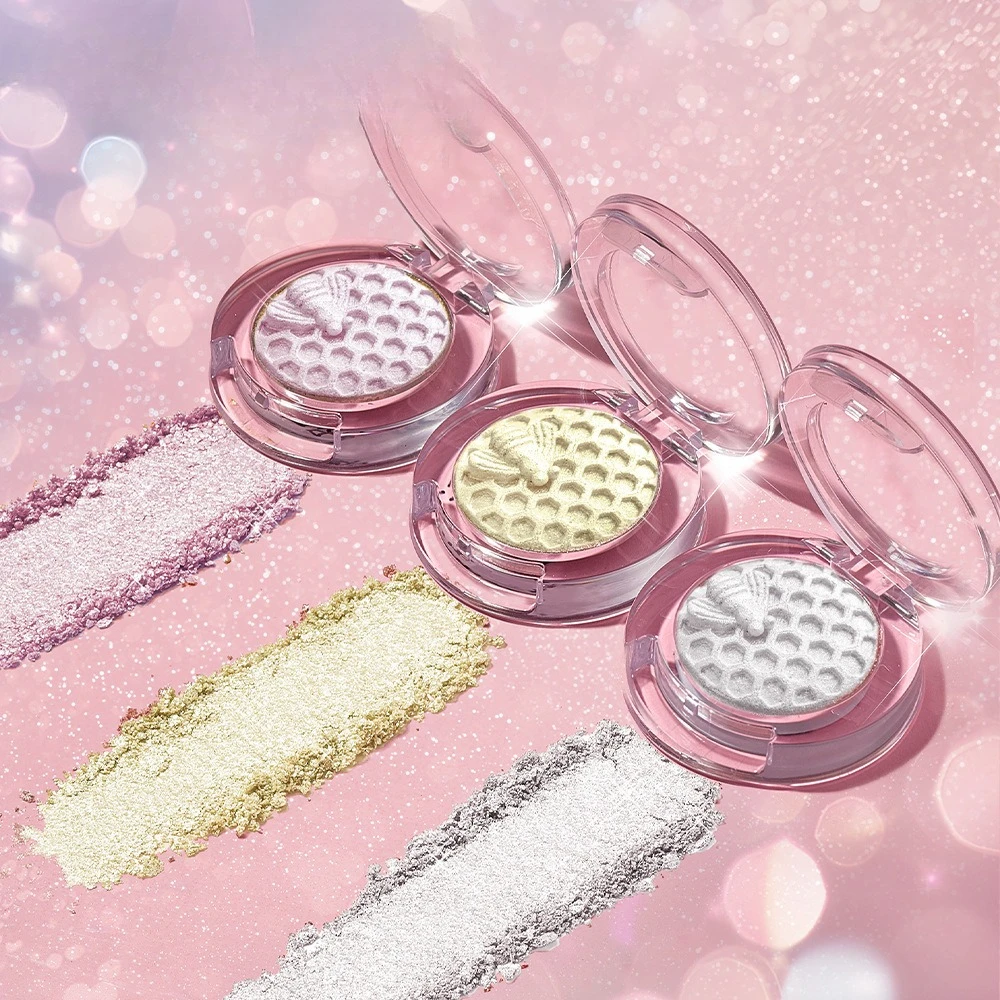 

3D carved bee highlighter disc, body, face, eye shadow, nose shadow, three-dimensional brightening and contouring powder