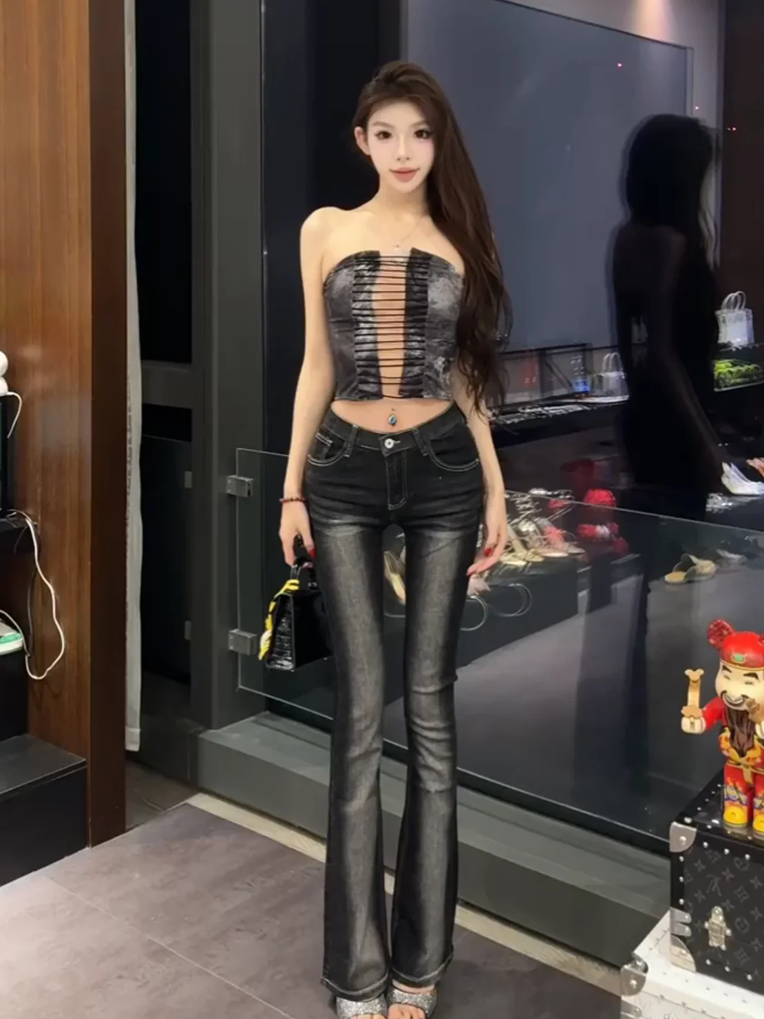 

Женские джинсы с низкой посадкой, расклешенные, винтажные, из выцветшего хлопка, стрейч-деним, с эффектом утяжки, широкие, подчеркивающие бедра, длинные брюки