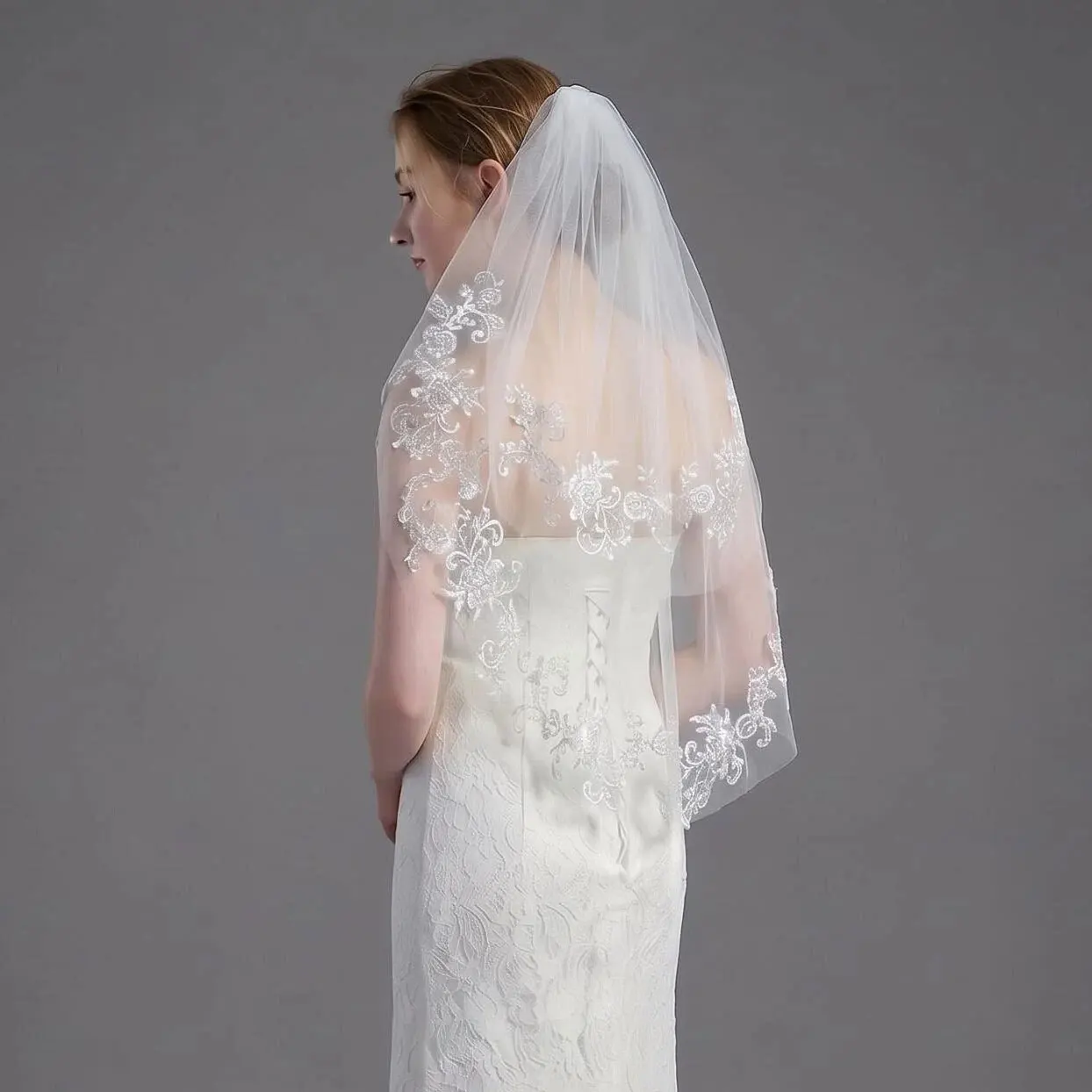 Short Wedding Veil with Lace Edge Comb 2-Tier /2T Soft Tulle Bridal Veil White/Ivory Veil for Wedding, Elopement,Photoshoot