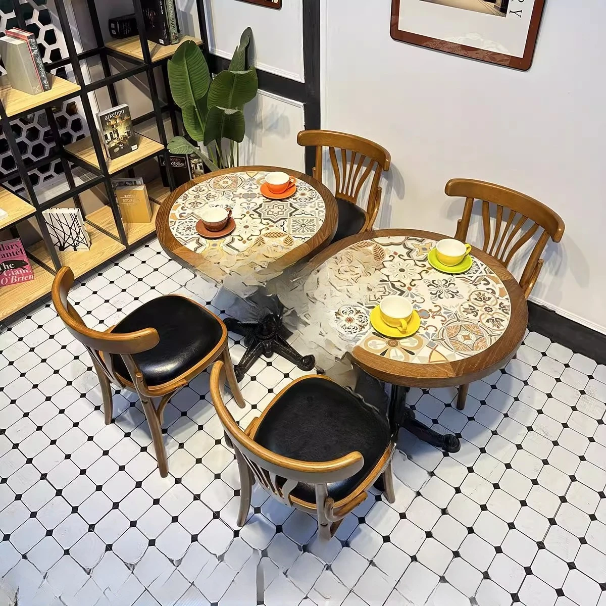 Table ronde rétro américaine de célébrité d'internet, Bistro café, pâtisserie, Dessert, collations