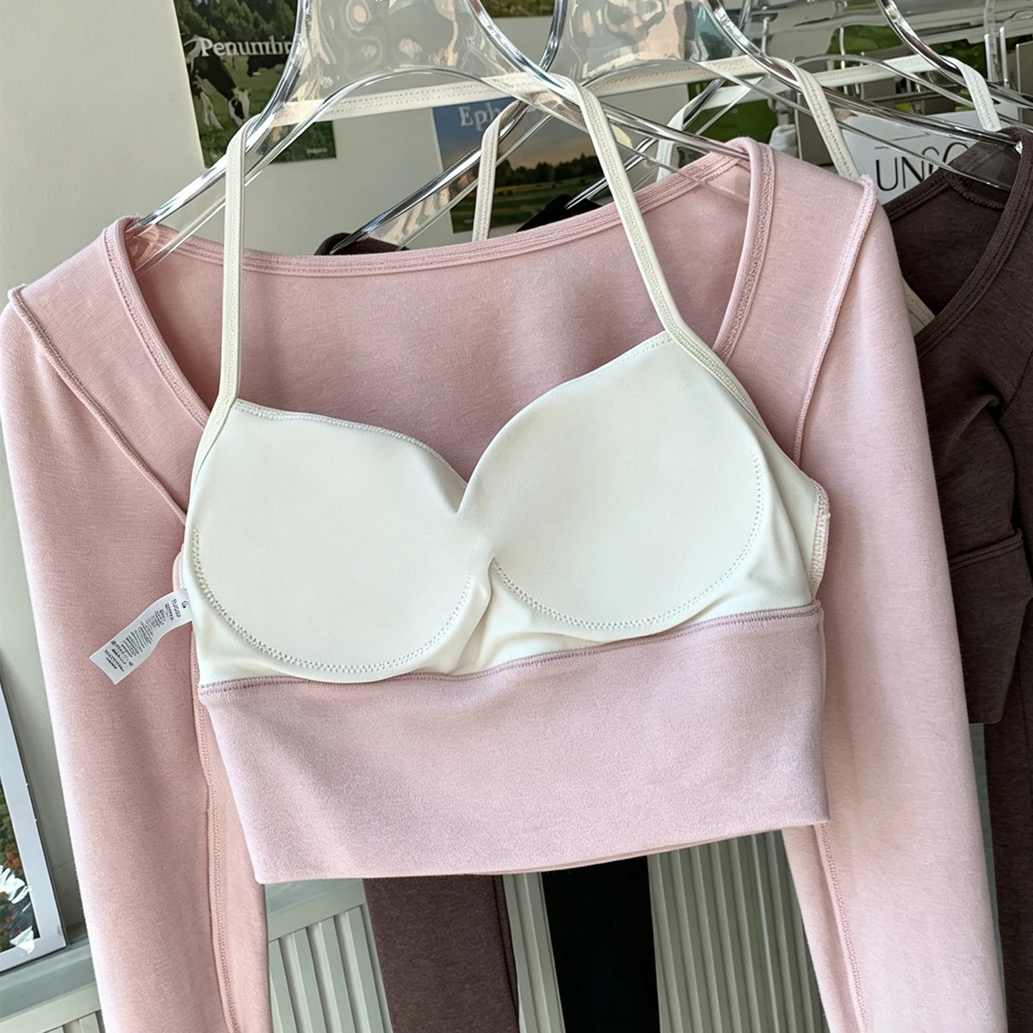 Damen Langarm-Yoga-Shirts Fitness-Brustpolster Sport-Top Kurz Elegante Tanz-Yoga-Kleidung Gym-Pilates-Tops – Detail 15