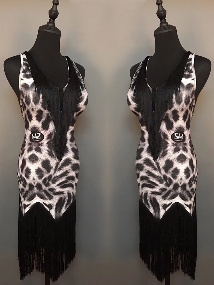 Abiti latini sexy per adulti Donne Samba Cha Cha Costume da spettacolo di danza Estate Abito con frange senza schienale Abbigliamento da competizione VBH1981