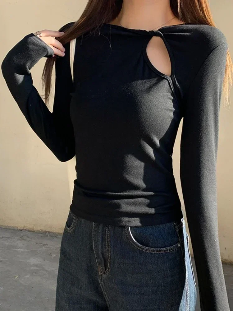 Black Figure‑Flattering Casual Tops Hollow‑Out Long Sleeve Women's T‑Shirt 2026 Autumn Winter Design Sense Sexy Y2K Slim Fit Tee