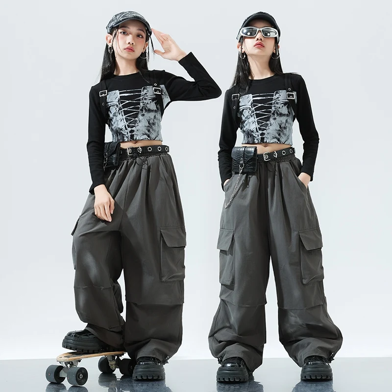 

Hip-hop Suit Jazz Dance Clothes Long Sleeved Crop Top Gray Cargo Pants Street Dance Clothes Catwalk Show Costumes DQL9486