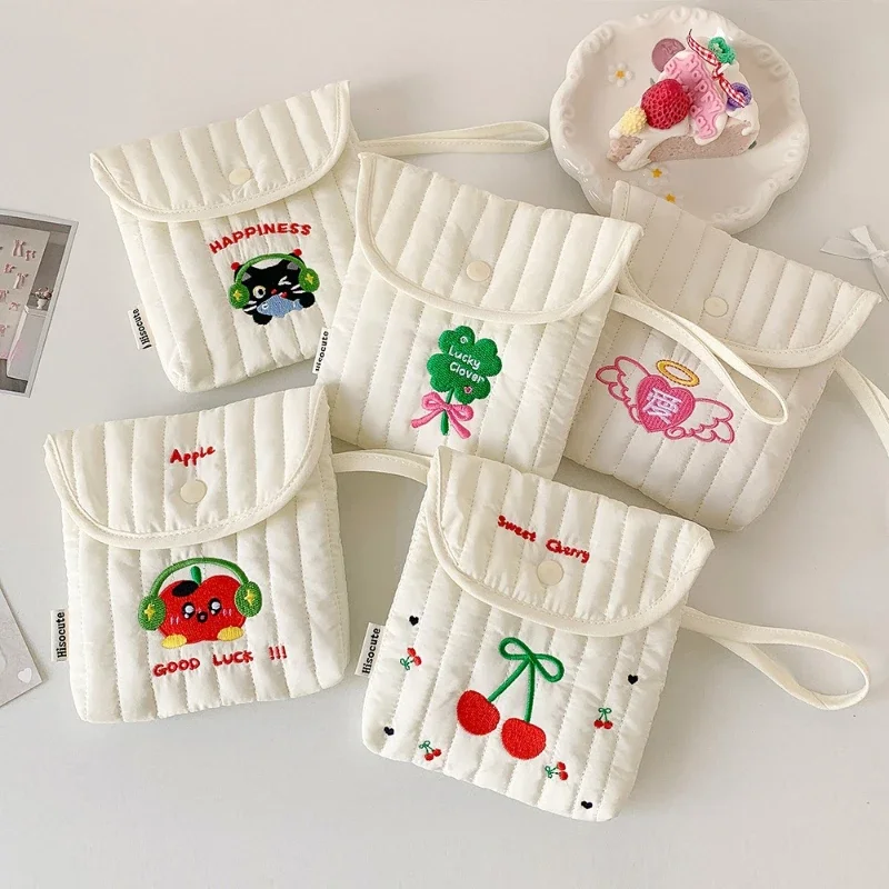 Creamy Cherry Makeup Bag, Student Sanitary Napkin Storage Bag, High-Value Cosmetic Travel Portable Bag