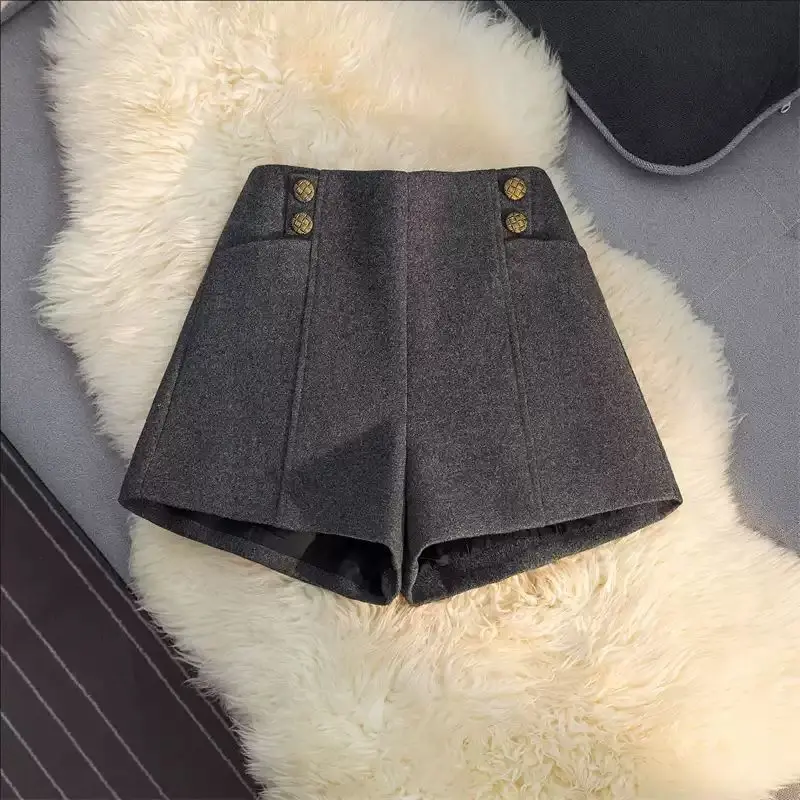 New Fashion Autumn Winter Shorts Women High End Elegant High Waist Sequined Small Office Lady Woolen Shorts