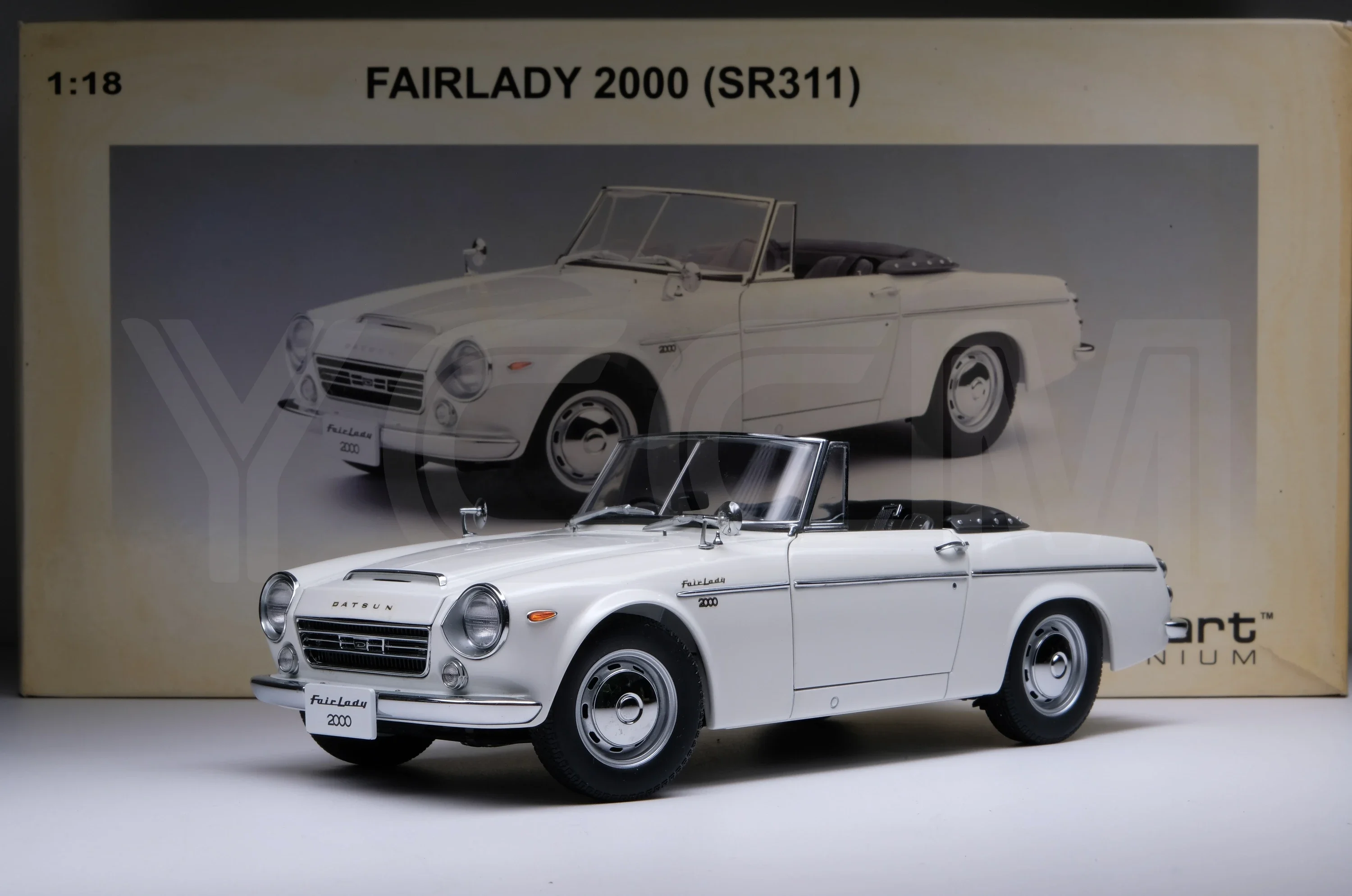 

Autoart 1:18 FAIRLADY 2000 SR311 JDM Simulation Limited Edition All Open Alloy Metal Static Car Model Toy Gift