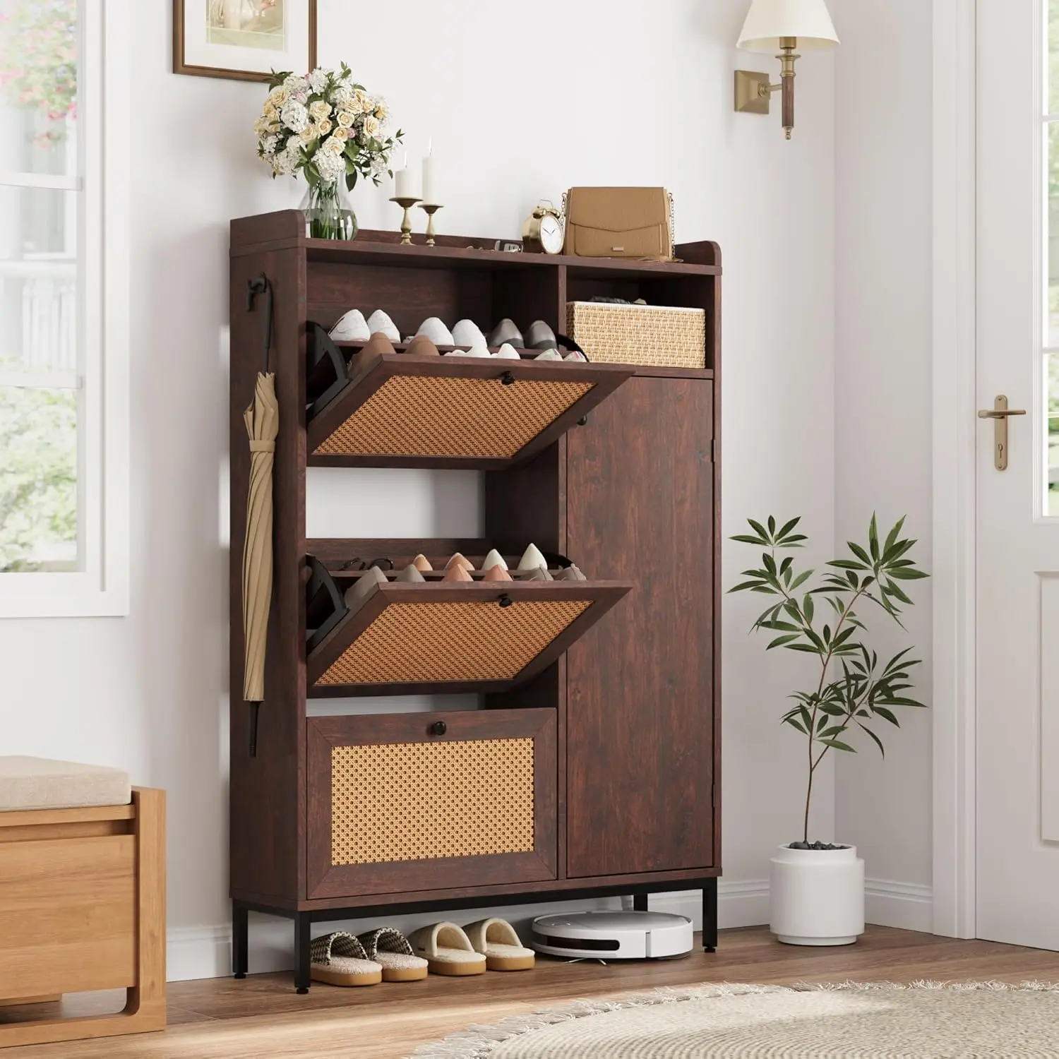 Schuhschrank mit 3 Klappfächern, freistehender Schuhorganizer mit 4-stufigem Schuhaufbewahrungsschrank und verstellbarem Regal & Rattantüren, schmaler Schuhschrank für Eingangsbereich, Kleiderschrank,
