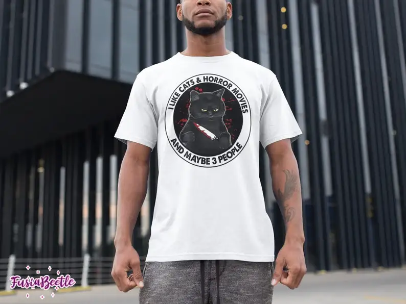 القطة السوداء مع سكين الدم أحب القطط وأفلام الرعب وربما 3 أشخاص للهالوين تي شيرت كلاسيكي للهالوين القطة السوداء #4