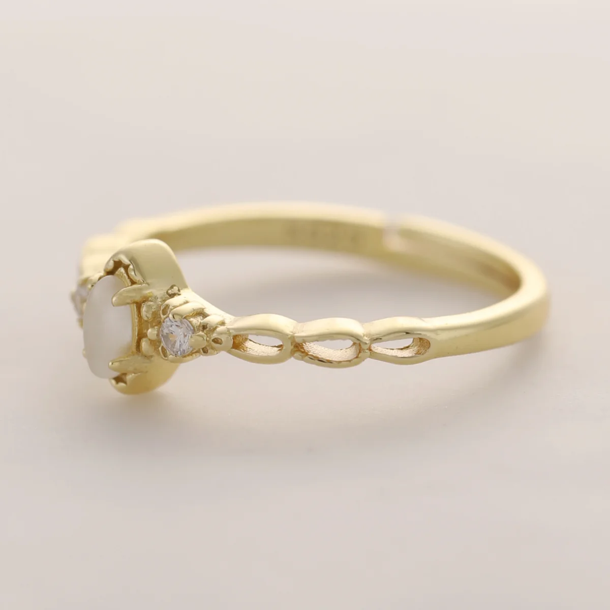 Echter offener Ring aus S925-Sterlingsilber, 14 Karat vergoldet, synthetischer Opal für Damen, Alltagskleidung, Vintage-Edelschmuck