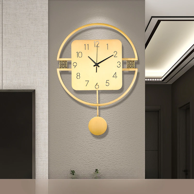 Clock living room 2023 new net celebrity high-end sense pure copper clock home fashion quartz clock personality creative wall