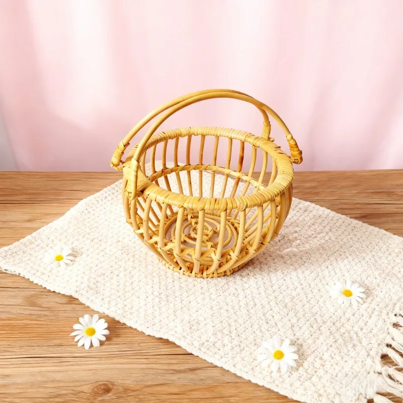 

Newborn Infant Photography Posing Props 1 PC Handheld Vine Rattan Basket Practical Baby Photo Accessories & Children's Souvenir