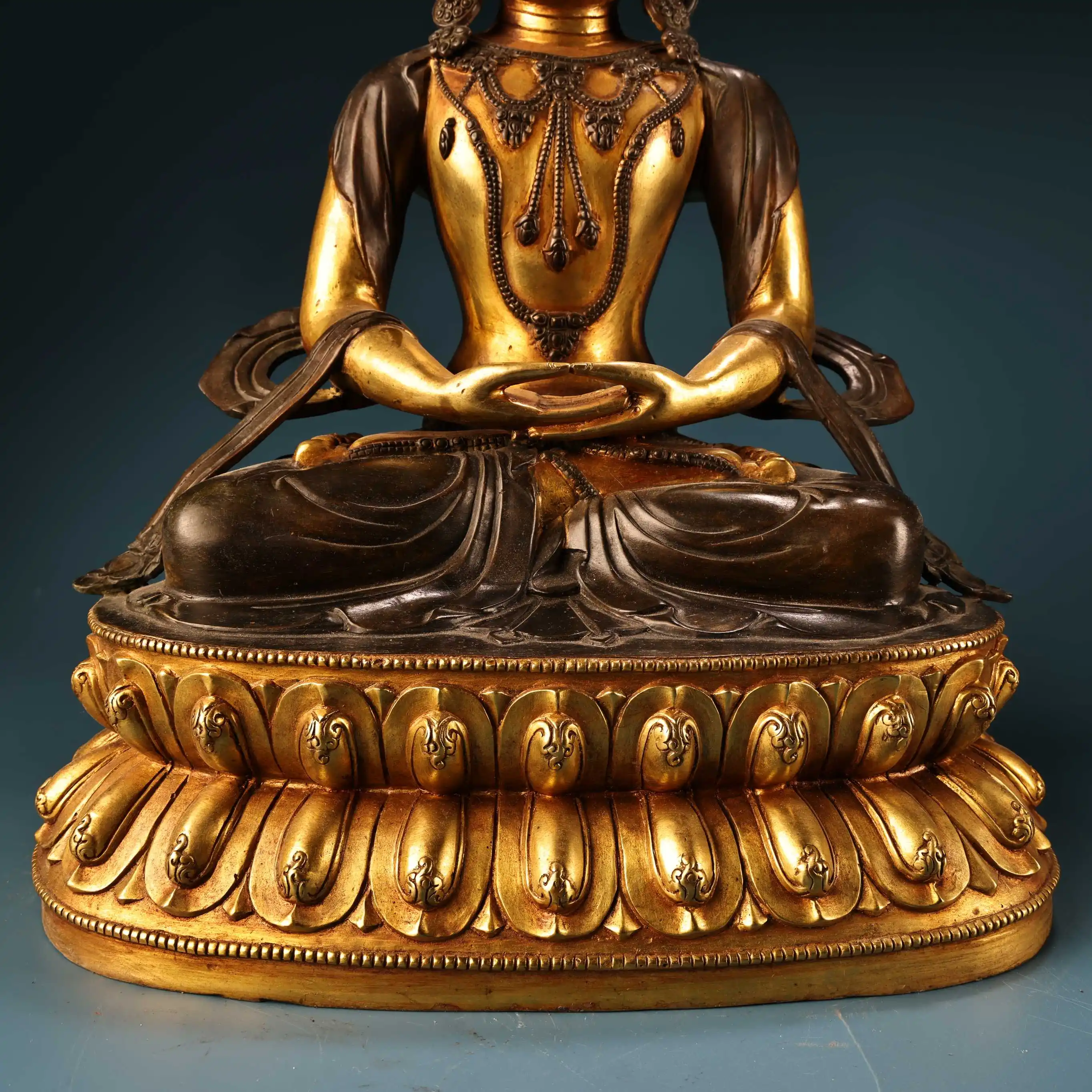 

18"Nepalese folk Old Bronze Gilded High Relief Amitayus Longevity Sitting Buddha Lotus Terrace Amitabha Worship Hall