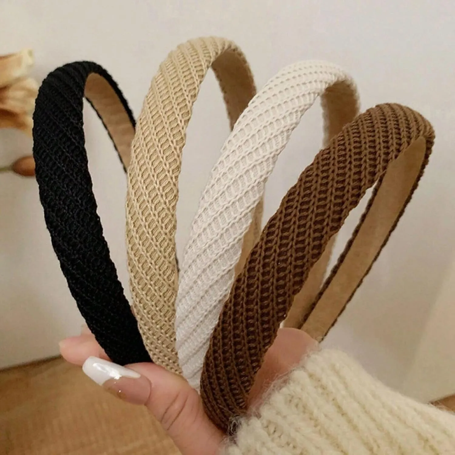 

Headbands for Women Thin Knitted Hairbands Fashion Non Slip Headband for Women's Hair Cute Solid Colors Hair Accessories 4 PCS