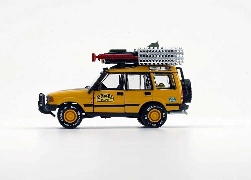 New 1:64 1998 Discovery1-Camel Version w/Accessory By BM Creations Diecast Toy Cars Simulation Model