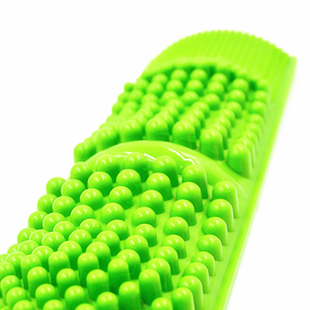 1pc Foot Massage Mat Foot Massager Plastic Pebble Toe Pressure Plate Massage Pad ( Green Color) foot massaging pad