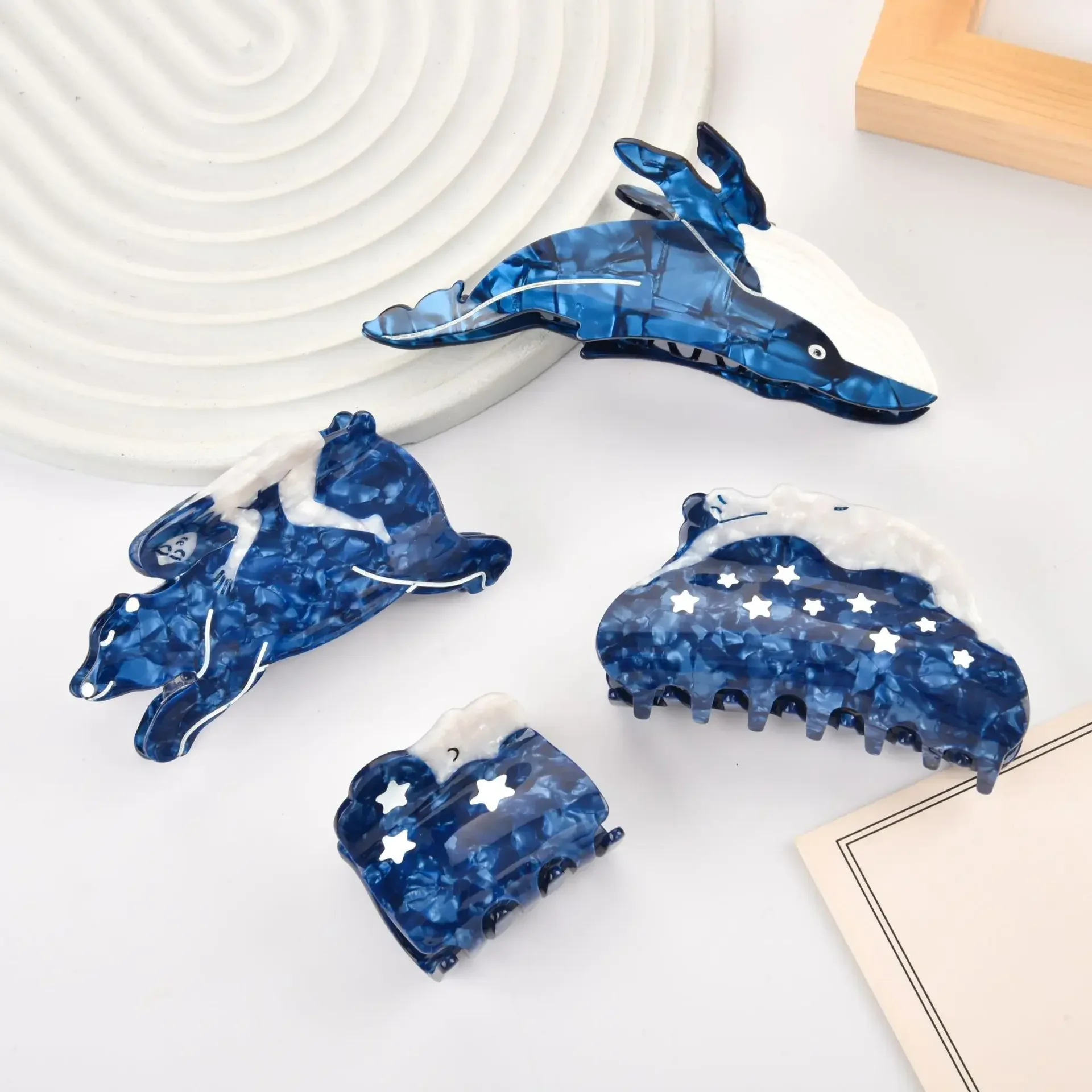 DuoShang Creative Blue Star Bear Whale Hair Claw Acetate Claw Clips Personalized Blue Crab Hair Clips for Women Hair Accessories