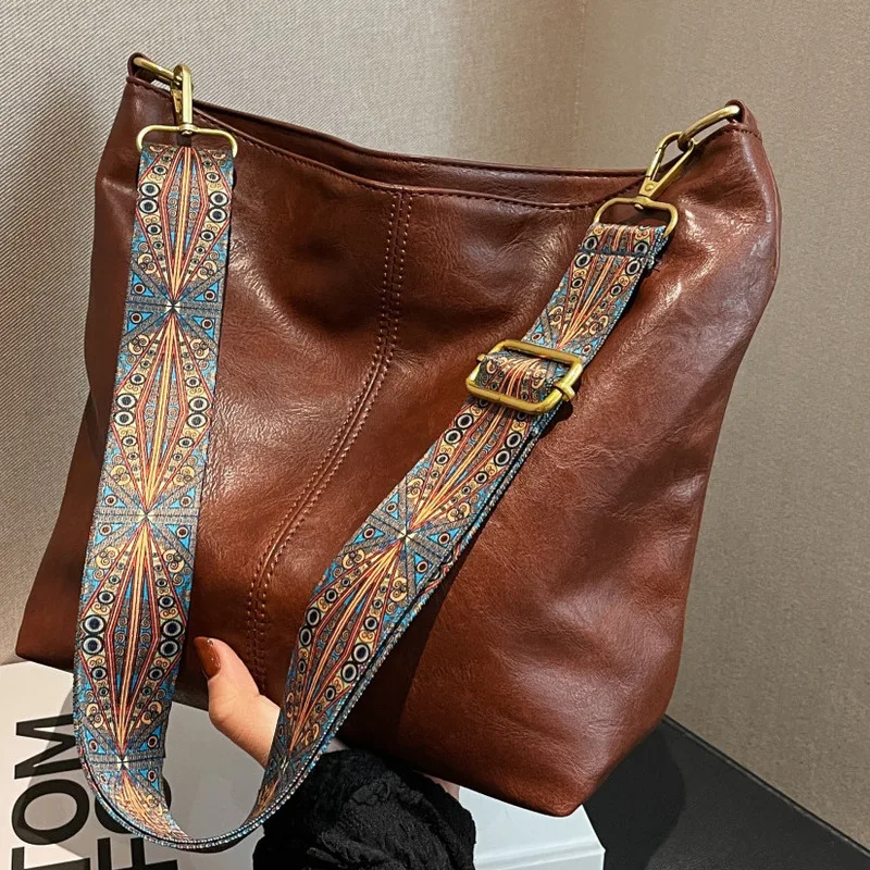 Single Capacity Shoulder Large Bag Female Crossbody Texture Soft Leather Luxury Casual Handbag For Woman High-Quality Versatile