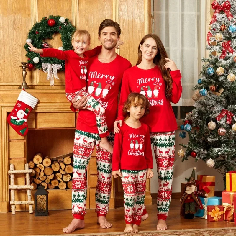 Merry Xmas Family Matching Outfits Cartoon Print Mom Dad Kids Christmas Pajama Sets Soft Cute Pyjamas Family Look Clothing Set