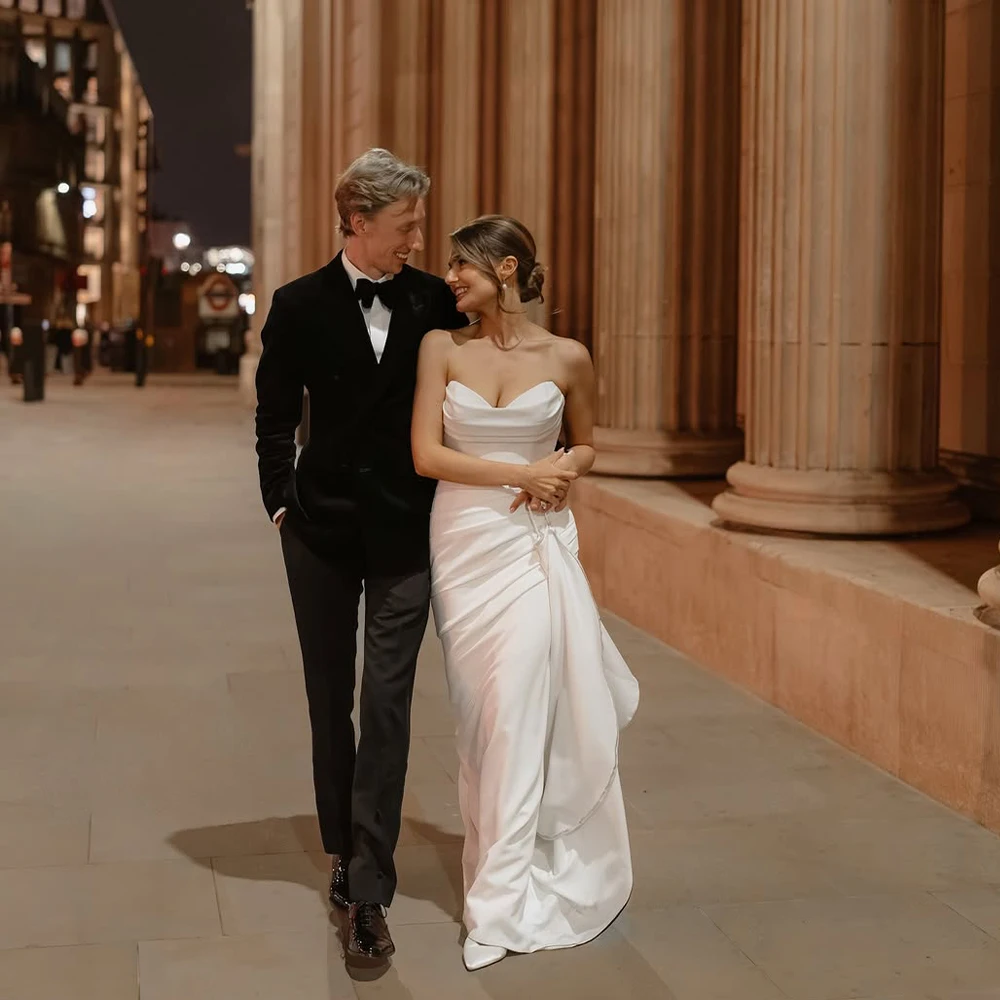 

Simple Weddings Dresses with Sweetheart Sleeveless Detachable Train Mermaid Stain Brides Dress Church Bridal Gown Customized