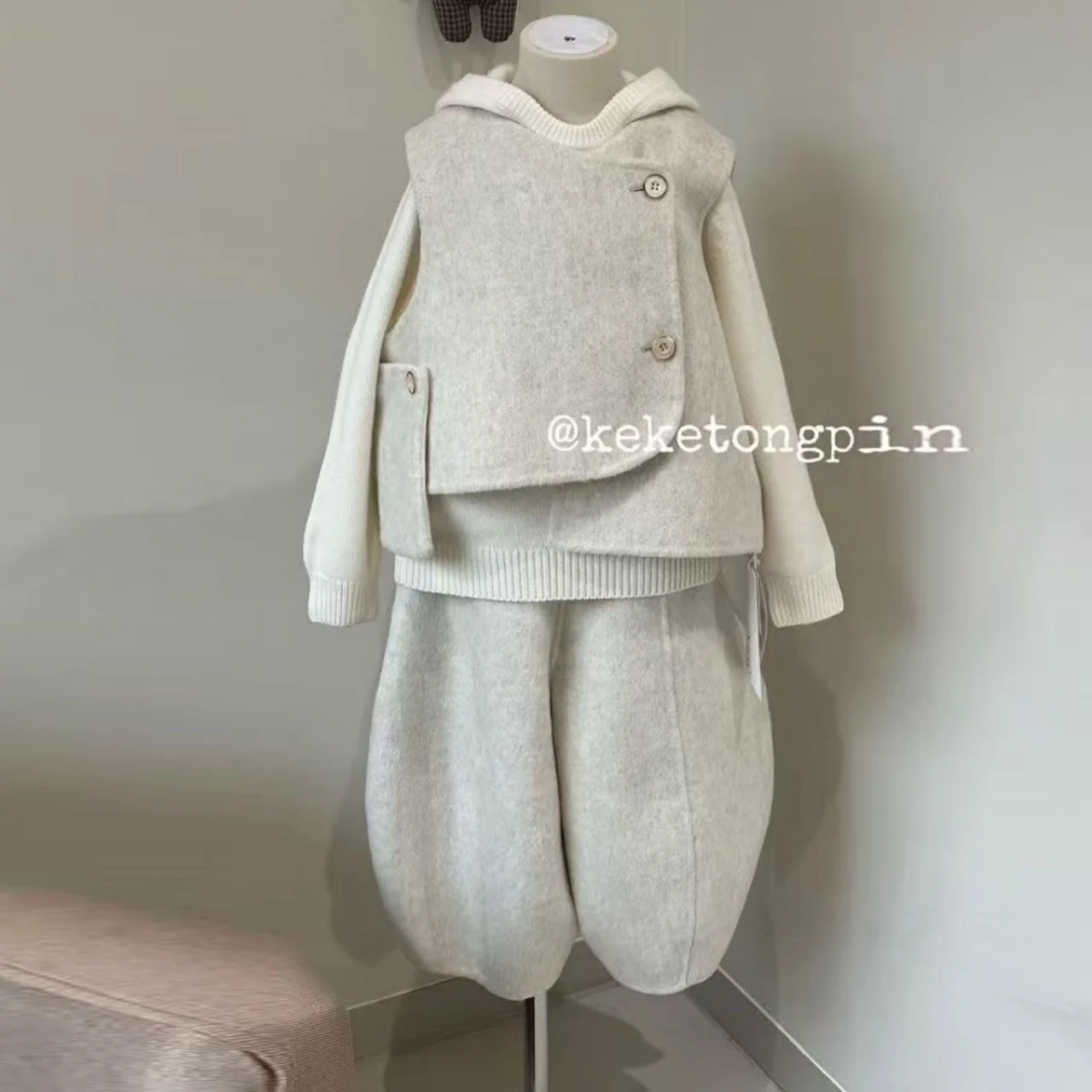 

New Winter Children's Set for Boys and Girls Woolen Thermal Vest and Curved Knife Pants Two-Piece Set