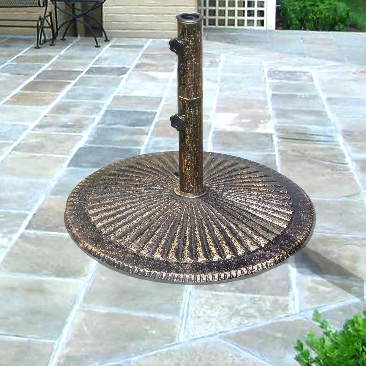 50-lb Classic Cast Iron Umbrella Base in Bronze