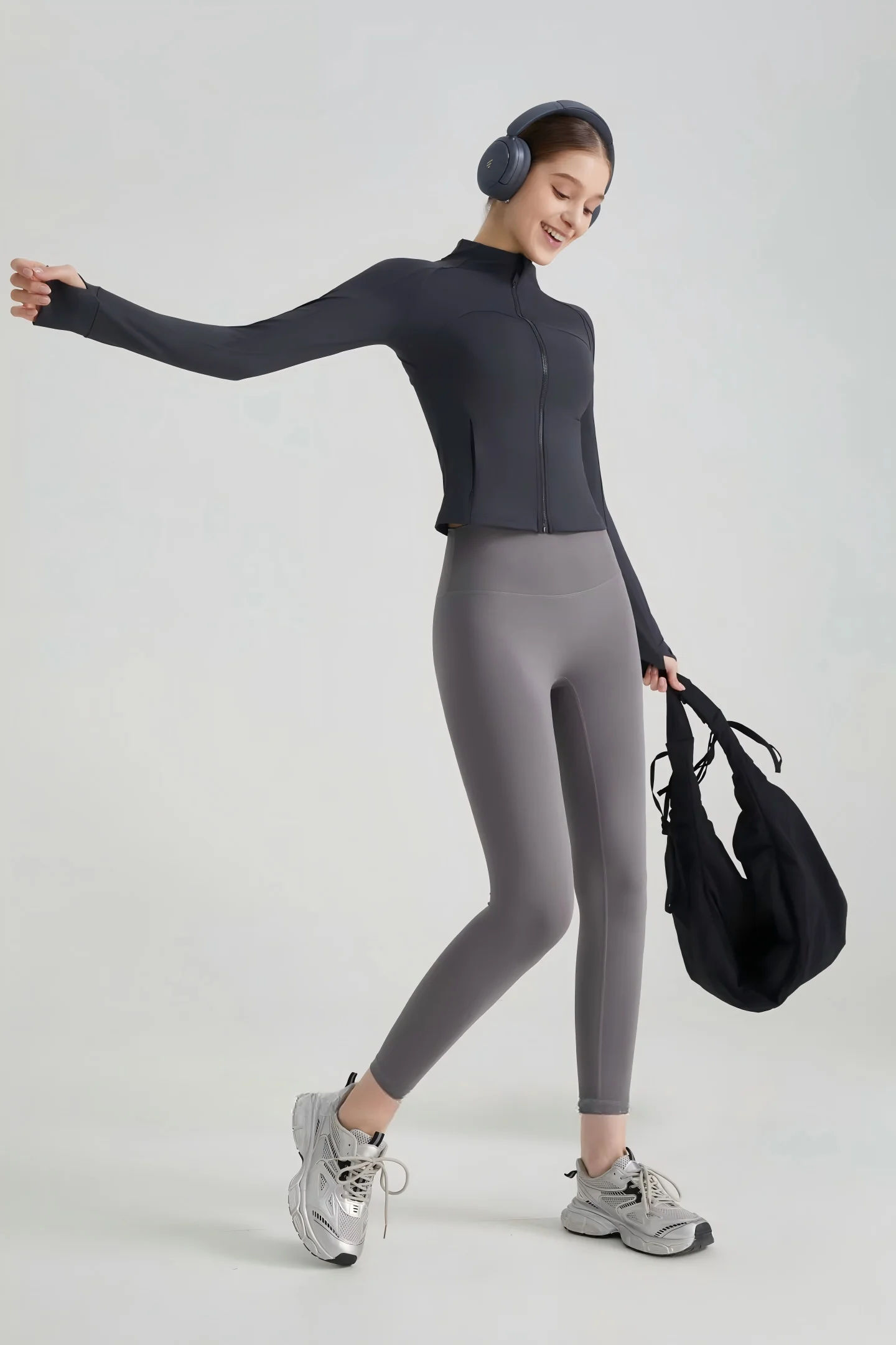 

Yoga Leggings High-waisted butt-lift & slim. Super stretchy, ideal for workouts/fitness Vibrant colors your style your choice