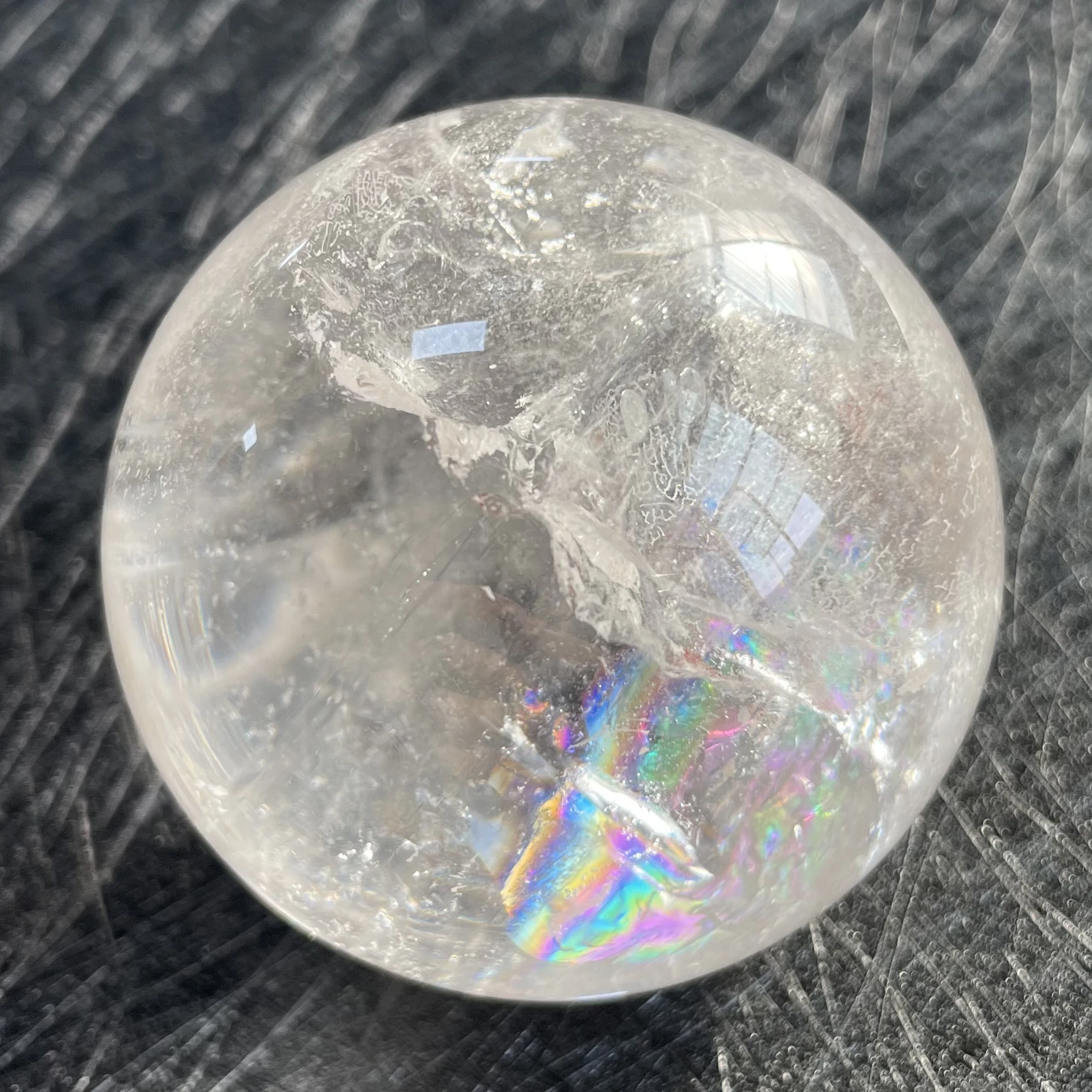 

295g Natural Stone Clear Quartz Crystal Ball Rainbow Sphere Polished Rock Reiki Healing B648