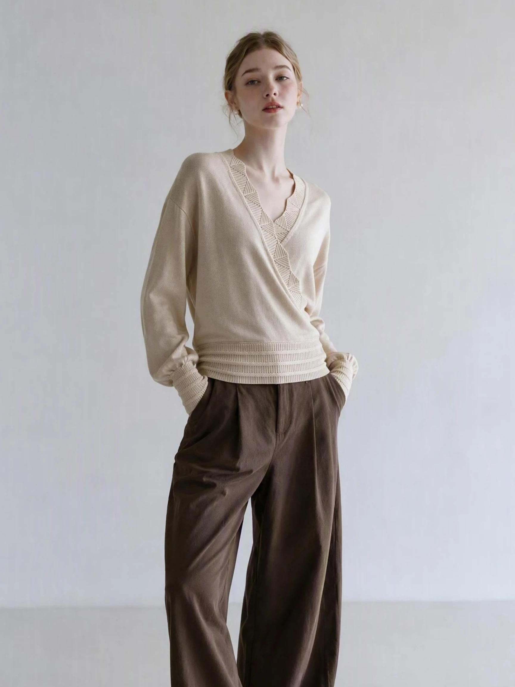 Cross Layered Textured V Neck Knit Top Women 2026 Autumn New Korean Style Elegant Chic