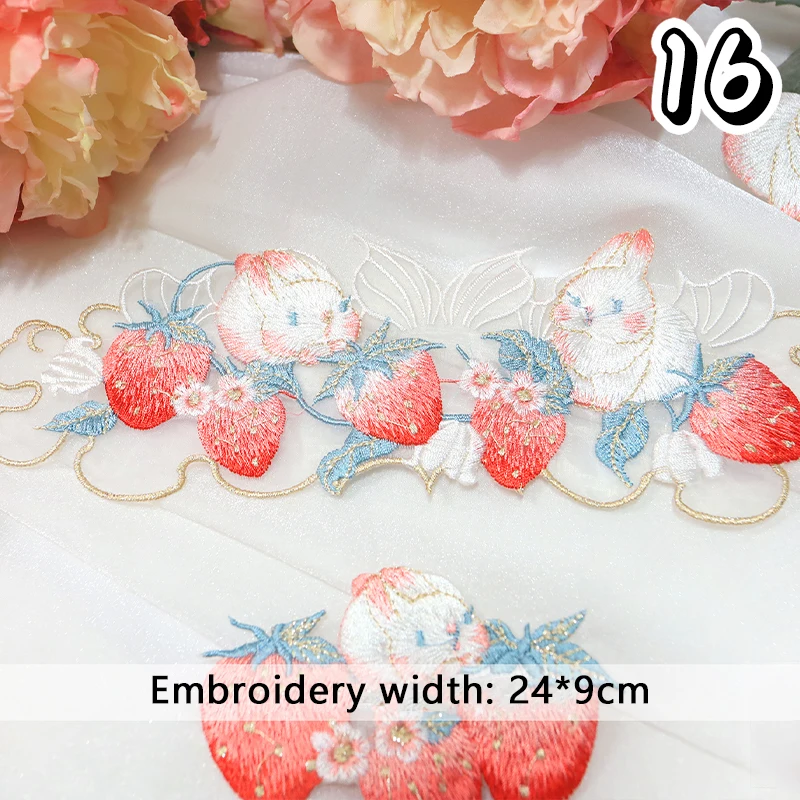 1pc Cute Strawberry Bunny Embroidered Patch Osmanthus Fragrans Strawberry Pattern Embroidery Applique for DIY Hanfu Dress Sewing