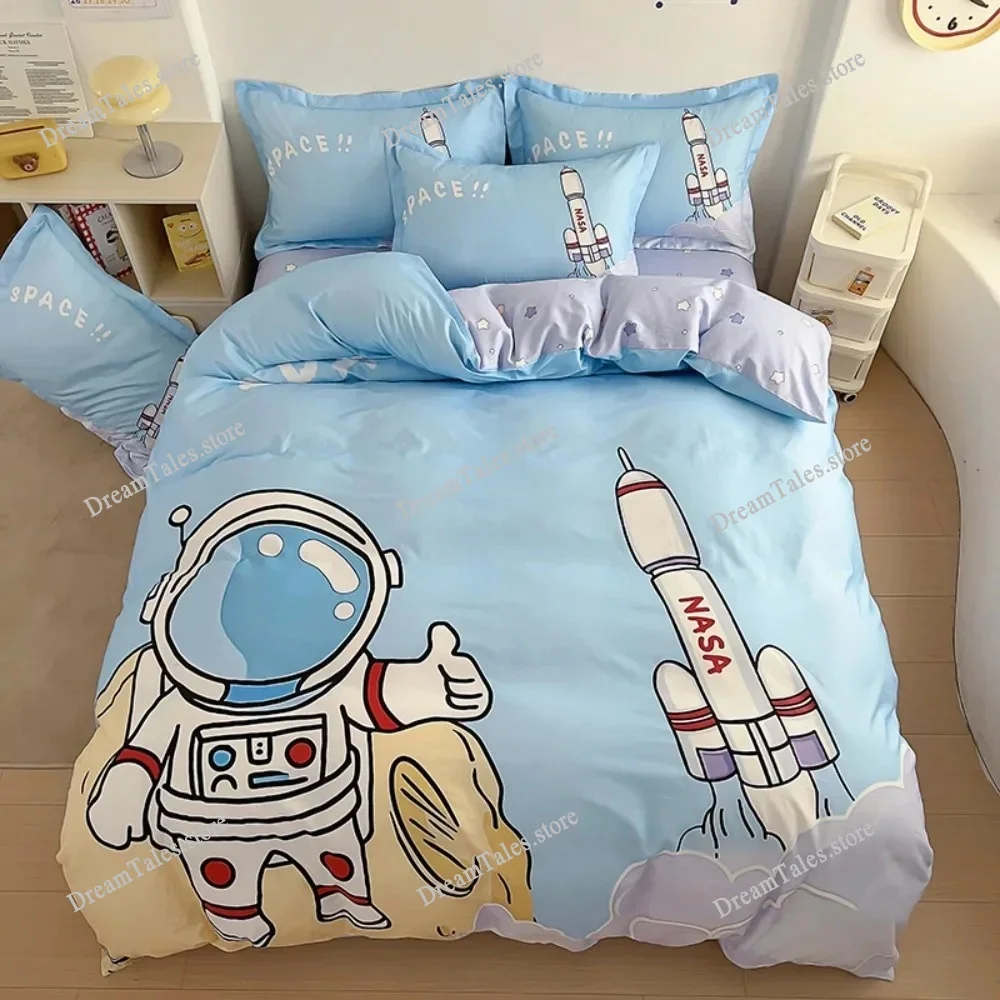 

Cute Cartoon Astronaut Motif,Microfibre Bedding Sets, Children's Bed Decor Duvet Cover for Teenagers Adult with Zip Luxury Gift