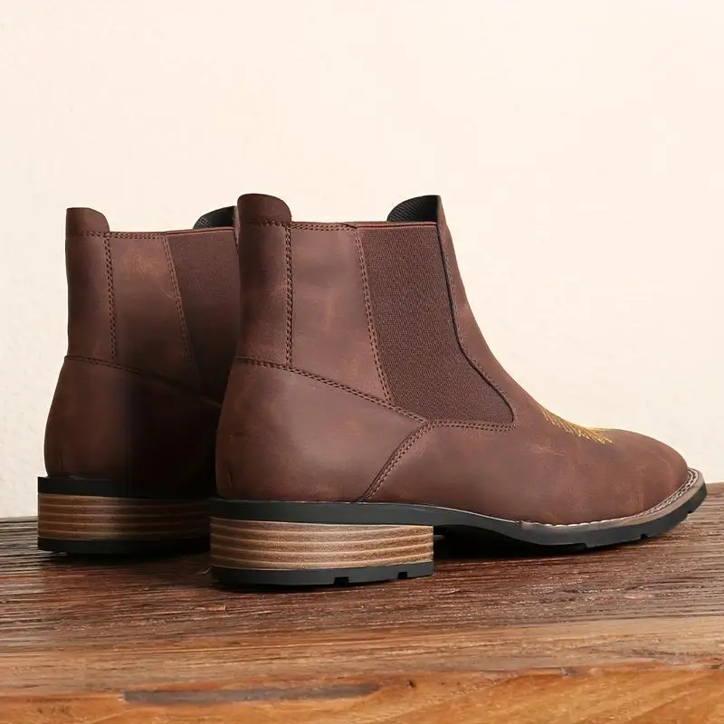 Men's embroidered leather shoes, outdoor comfortable and breathable high-top leather boots