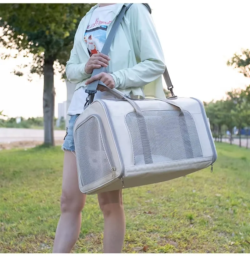 Stylish luxury sports square pet bag, approved by airlines