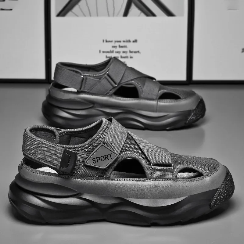 

2024 Hot Seller New Sandals for Men Summer Cave Casual Baotou Water Proof Beach Shoes Platform Sandals