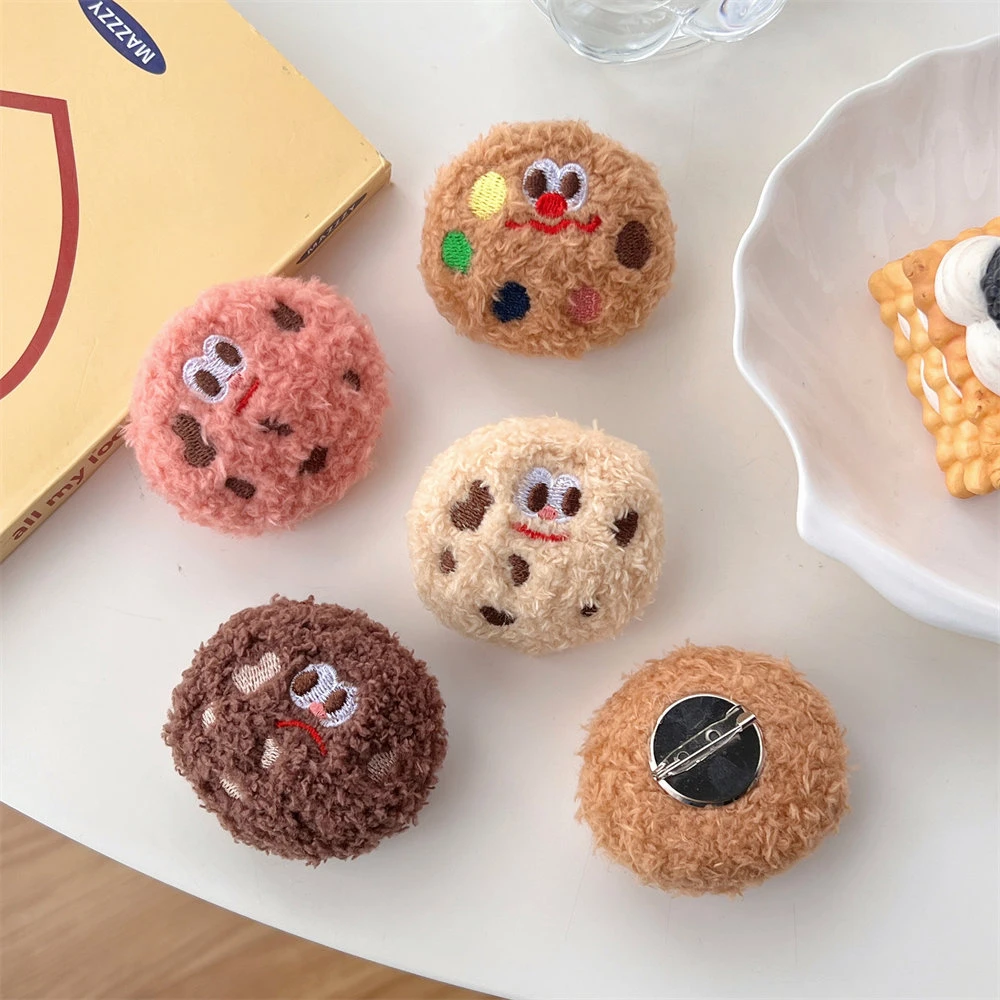 1/2/3PCS Cookie Brooch Cute And Innocent High Quality Material Cute Brooch Popular Accessories Plush Cookie Brooch